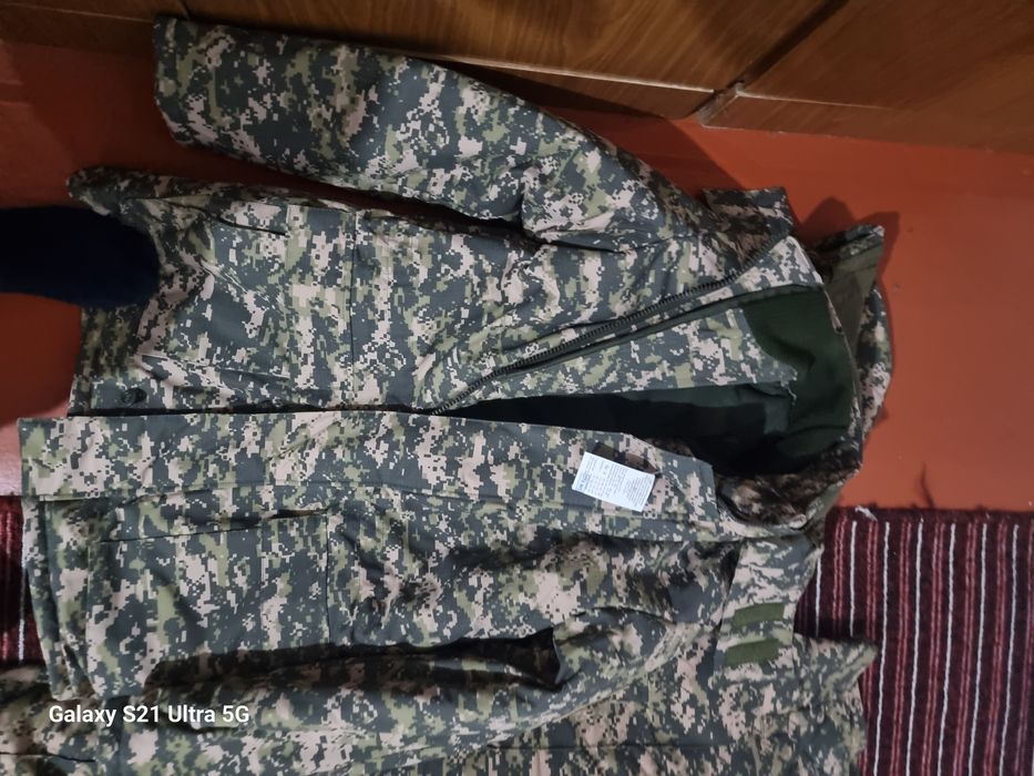 Формы, куртки, штаны ватные,бушлат.