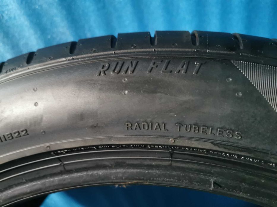 275/40 R19 - pirelli runflat 2 bucati