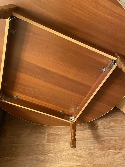 Национальный стол