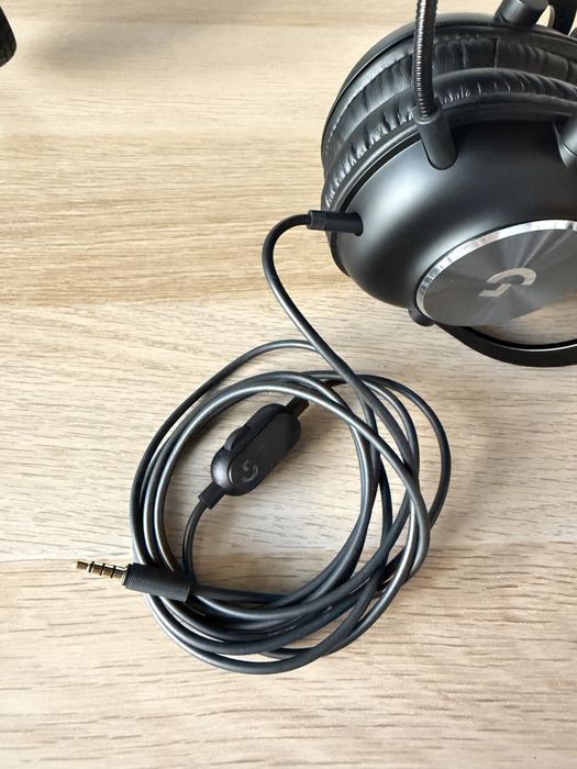 Casti gaming Logitech PRO X