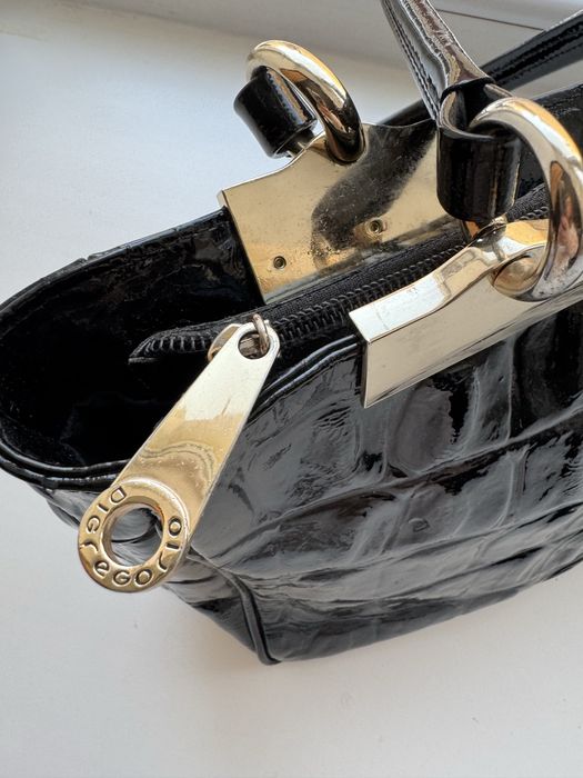 Сумка  лакированная. Италия