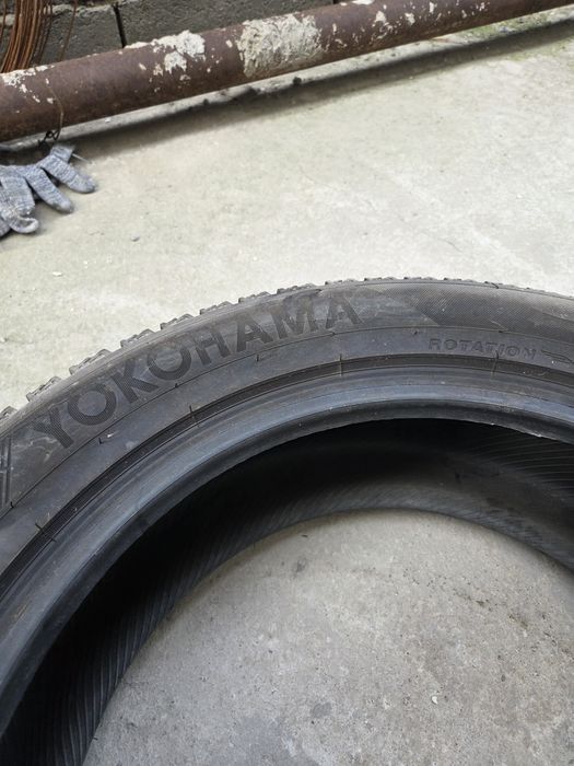 Продам шины 28560R18