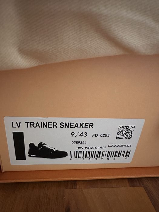 Louis Vuitton Trainer Black Embossed Monogram