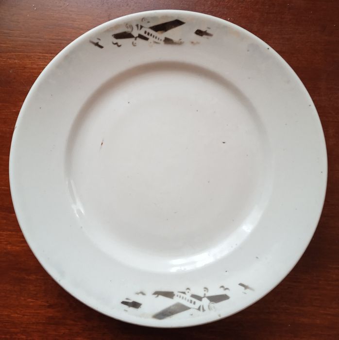 Фарфор агитация "Добролёт" Бронницы 20-е ггХХ в, 24 см.