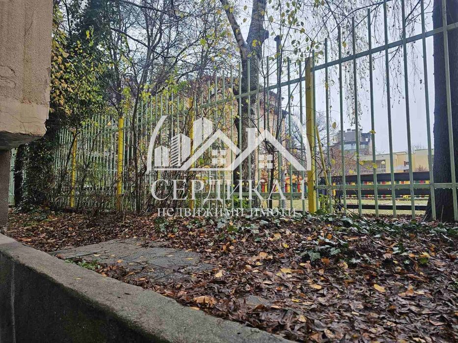 търговско помещение, йога, пилатес, офис за логопед и Монтесори център