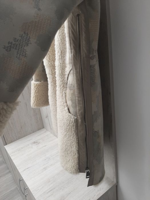 Vând cojocel piele dama deosebit,mărimea M