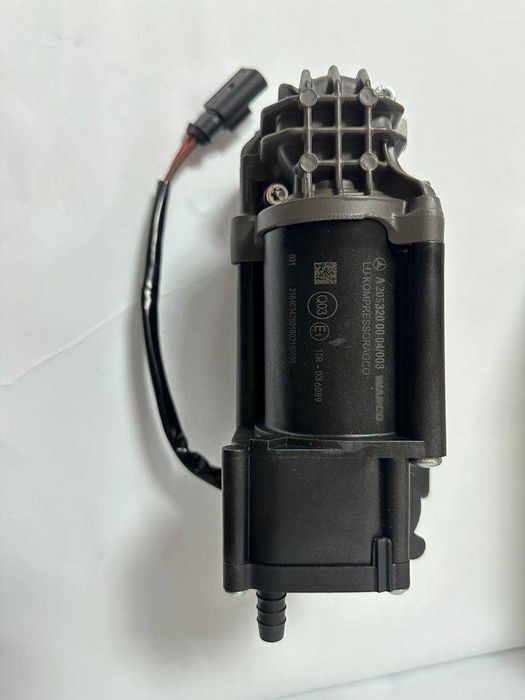 Оригинален нов компресор AIRMATIC въздушно окачване MERCEDES W205 w213
