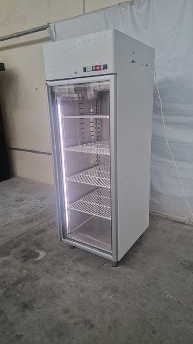 Плюсова хладилна витрина Alpfrigo