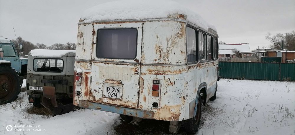 Продам автобус домик на колесах