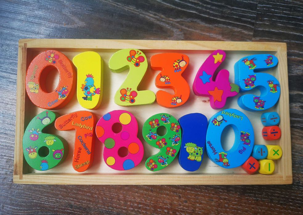 Деревянные цифры