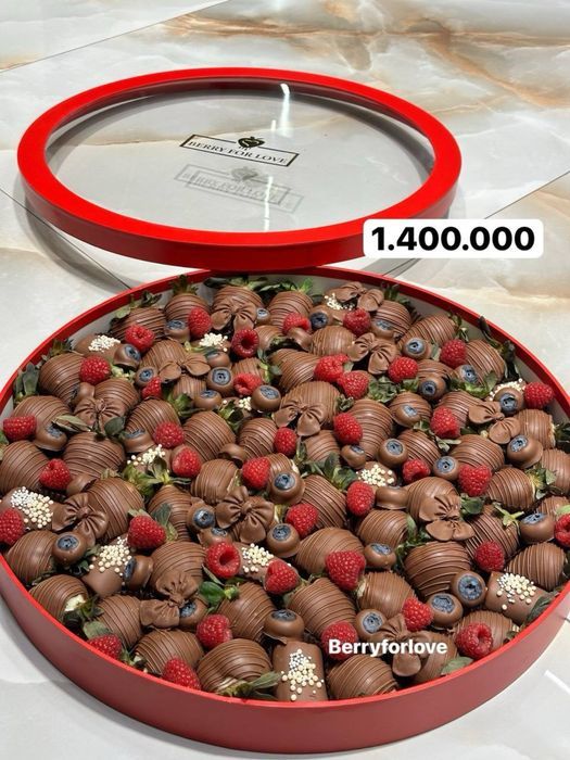 Qulupnay клубника в шоколаде на 8 марта
