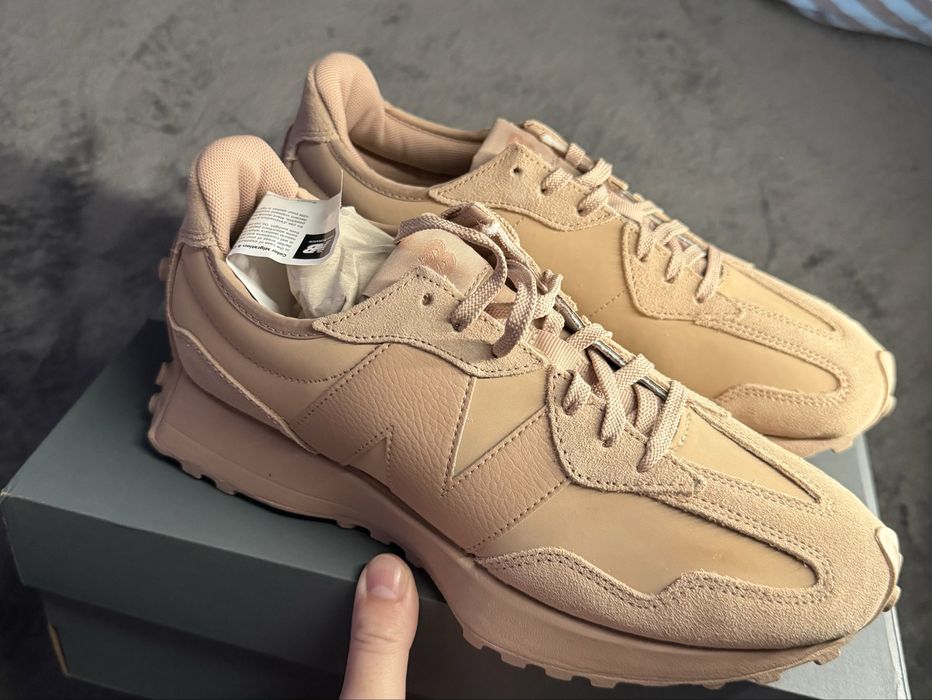 New Balance 327 culoare taupe marimea 42 noi originali