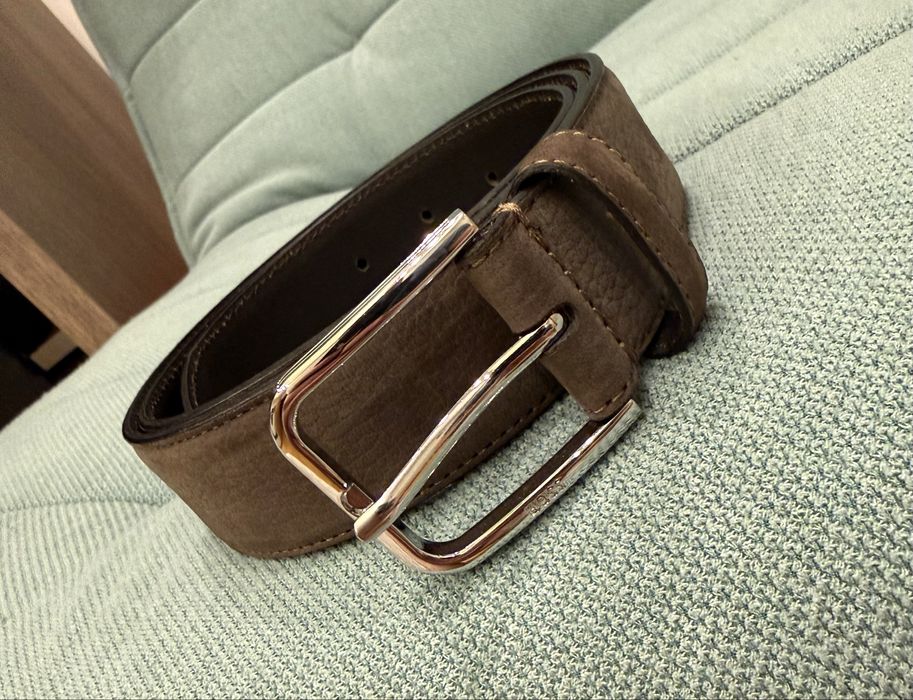 Curea Hugo Boss maro