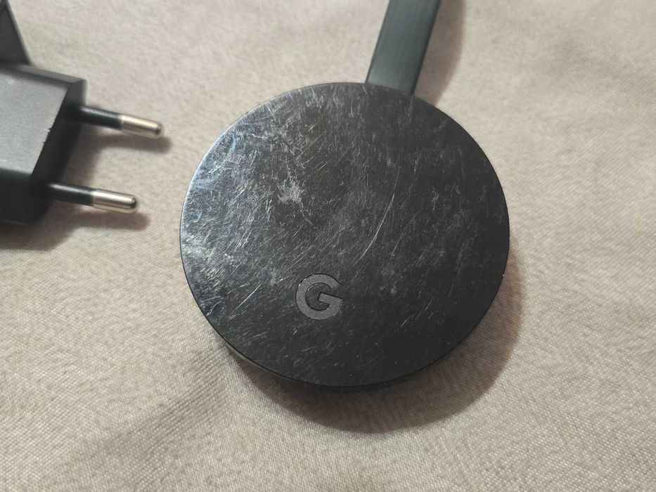 Google Chromecast Ultra 4K, HDR, Wi-Fi Dual-Band, Port Ethernet integrat, Negru