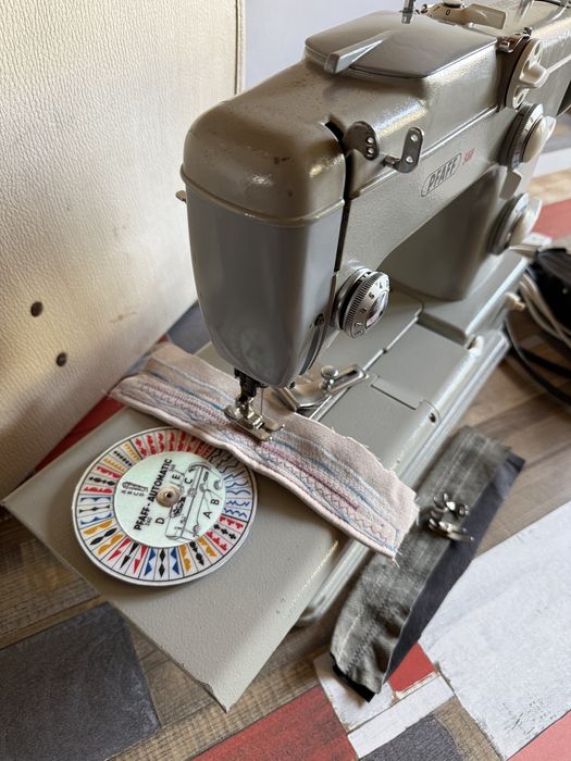 Masina cusut Pfaff 360 automatic