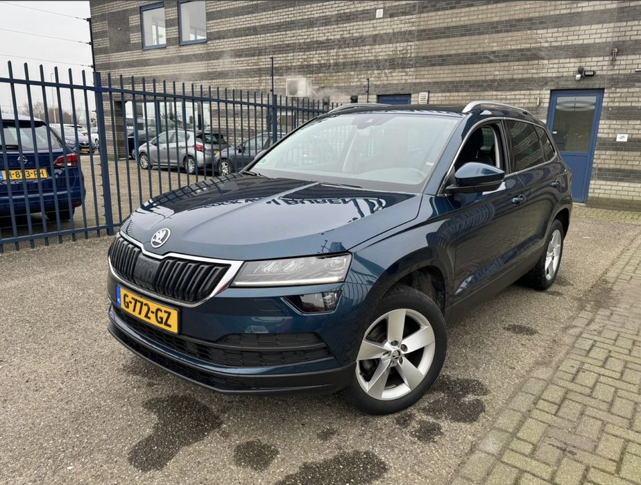 Skoda Karoq 1.5 TSI 150 CP DSG impecabil, ACC, Panoramic, Full LED