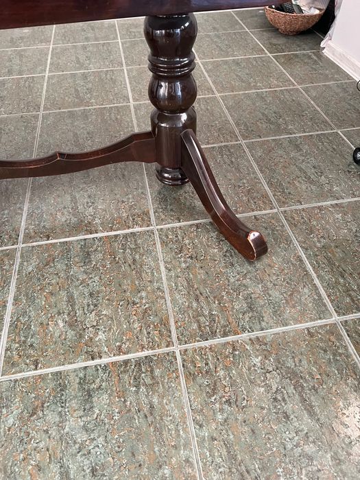 Маса за хол и трапезария