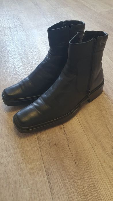 Ботинки кожаные 42 р.