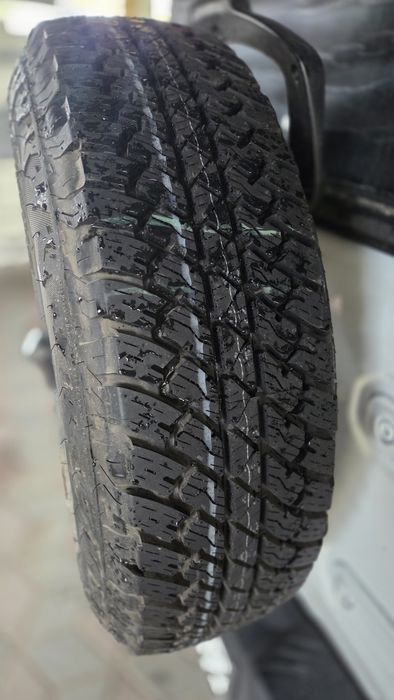 Bridgestone Dueler A/T 245/75 R17 комплект