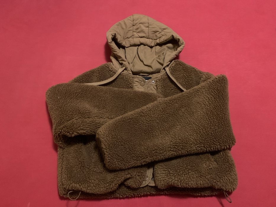 Дамско късо яке почти ново