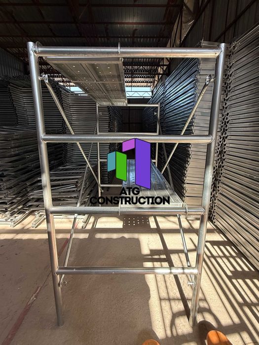 Оцинкованные строительные леса с настилом, труба 40×2.5мм, прочные