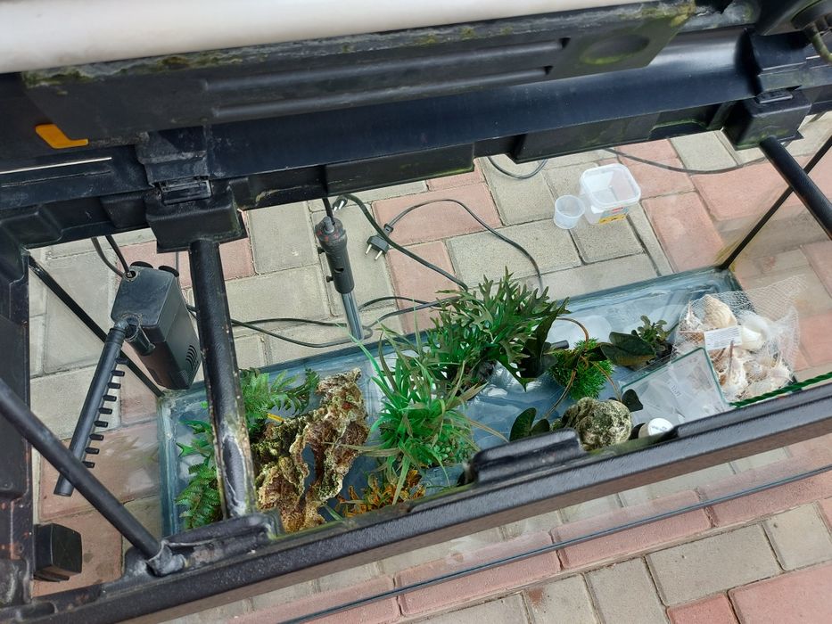 Acvariu pești 80-90 litri