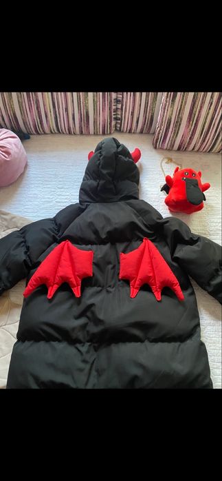 Продам куртку. В идеальном состоянии.