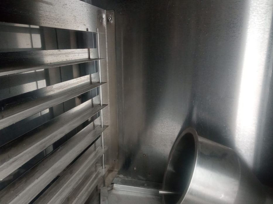 Расстоячный шкаф