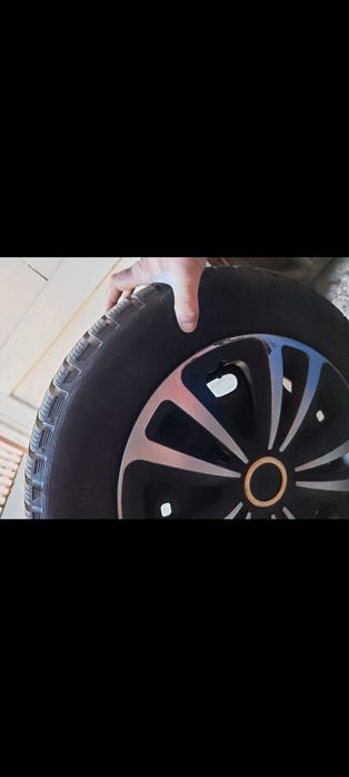 Vând Jante de tabla 5x100 R14 cu Cauciucuri Michelin Alpin 5