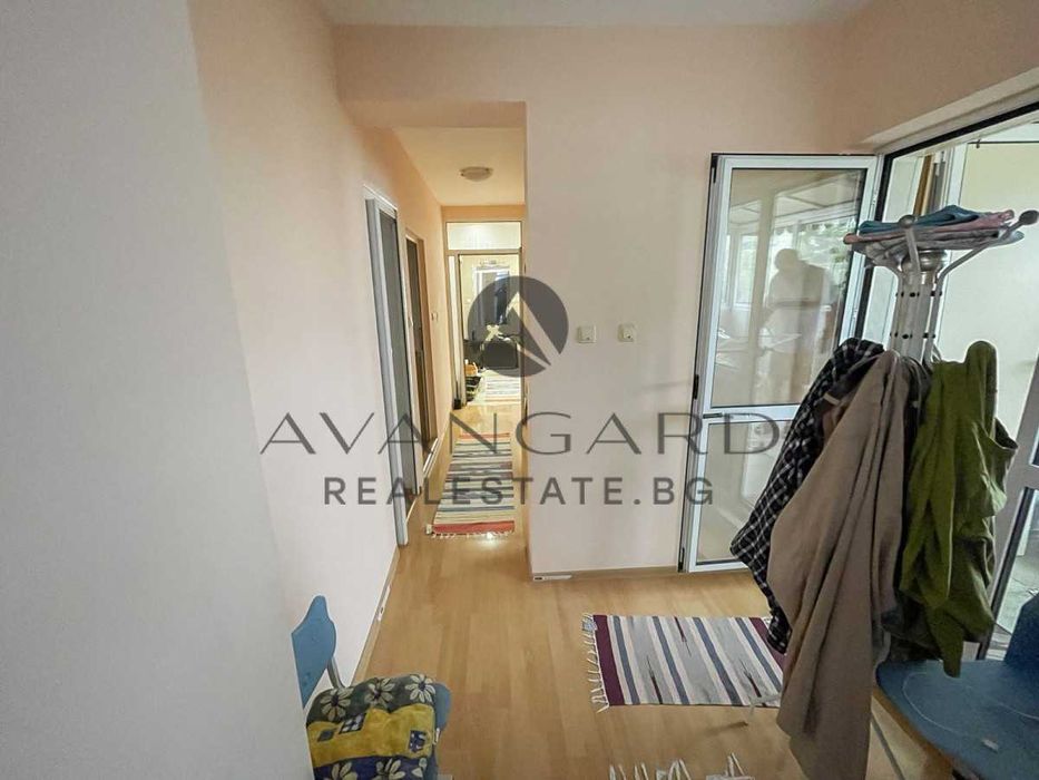 оф.24199 Тристаен обзаведен/ Белите брези