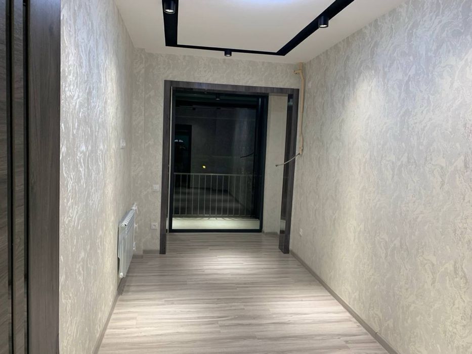 Сергели 4 Бекат 1-Линя Продается Нежилой