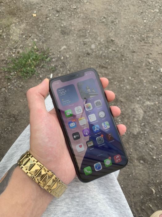 Айфон 11 64gb 75% акб iphone 11