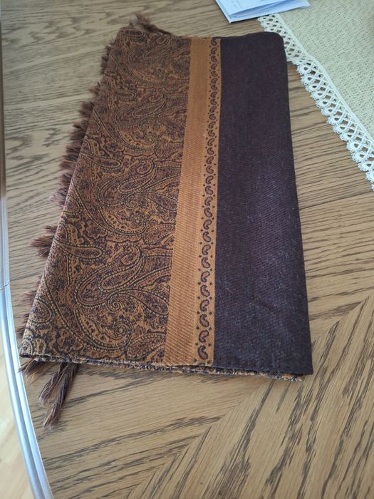 Esarfa  din  matase   vintige
