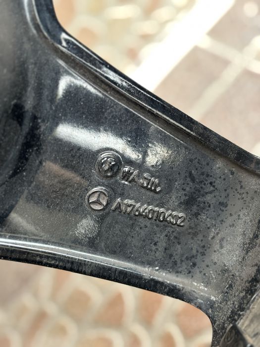 Оригинални джанти AMG със зимни гуми 18