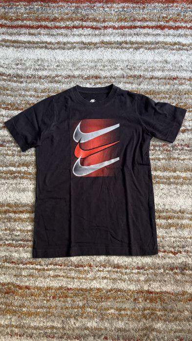 Tricou nike (culoarea neagra)