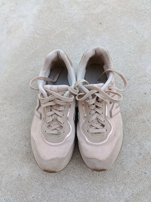 New Balance Sola Sleek V1 (WLSLAKC1) – женские кроссовки.