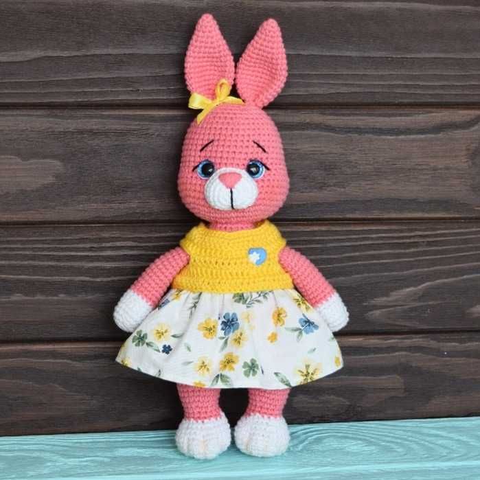 Вязаные игрушки для детей и взрослых.