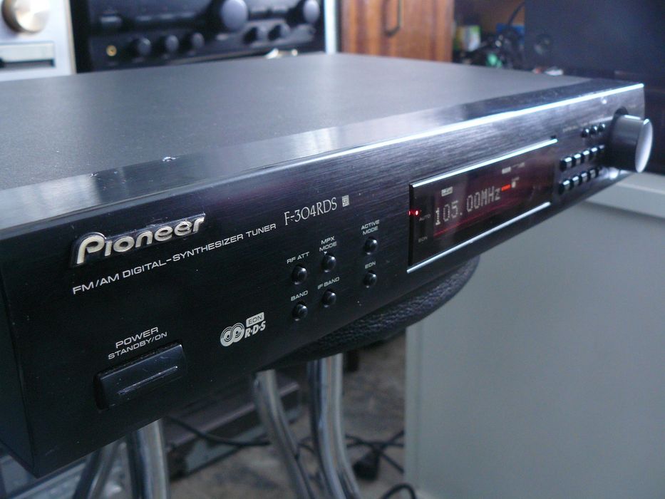Pioneer F-304rds Tuner player