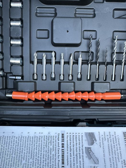 Шуруповерт BOSCH