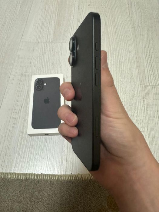 Айфон 16 128гб 100% сост идеал