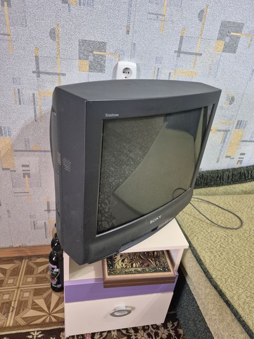 Телевизор Sony продам