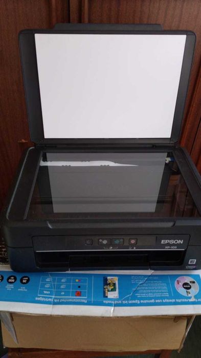 МФУ принтер EPSON Experession Home XP-103