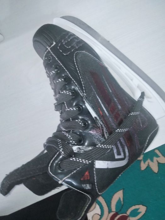 Продам коньки буу