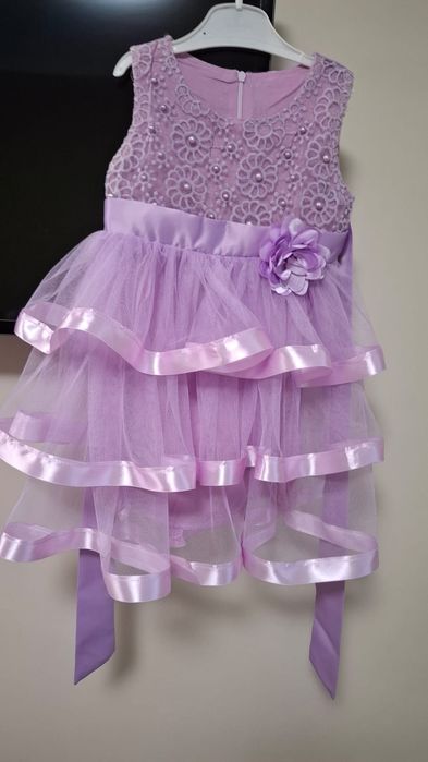 Красивые платья и наряд Микки Маус  девочка