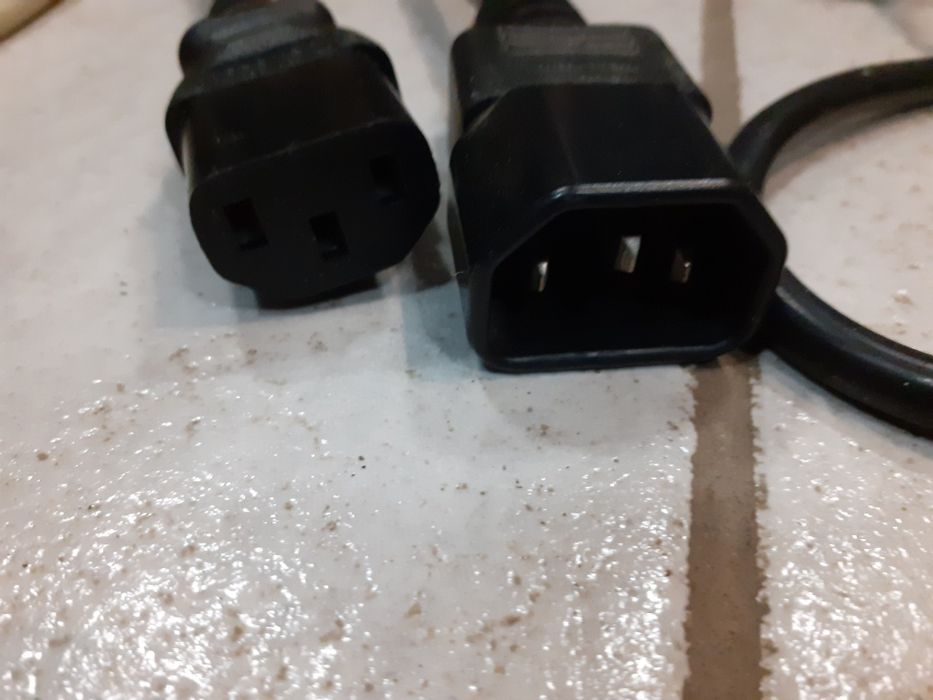 Мишка,клавиатура и кабели,преходници за компютър