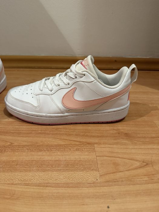 Adidasi Nike Court Borough Low 2 37.5