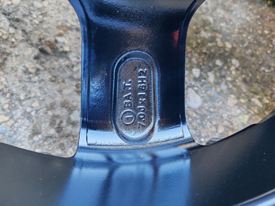 Ooel cirsa, Toyota Yaris 4x100 16 цола