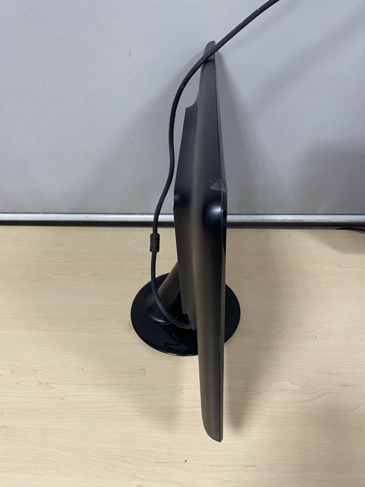 PHILIPS, 21,5 дюймовый ЖК!