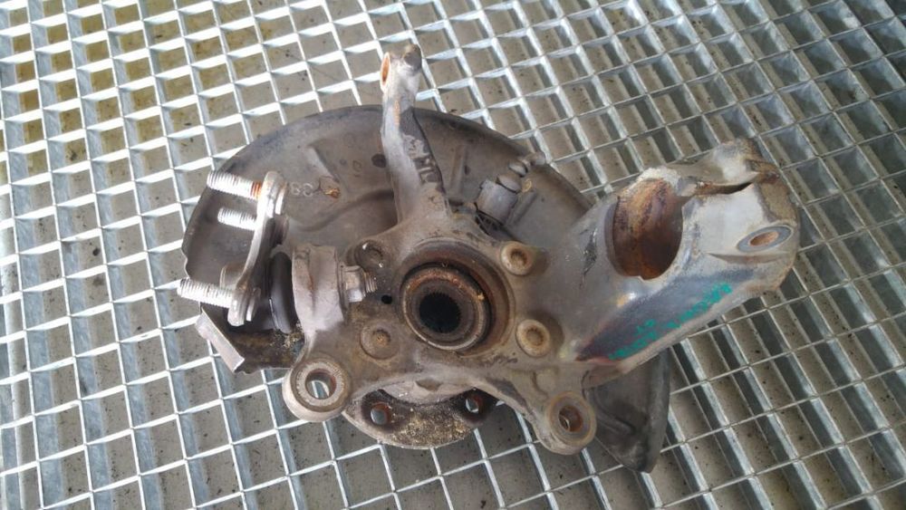 fuzeta stanga fata seat leon 1p1 2.0 tdi  2005-2013