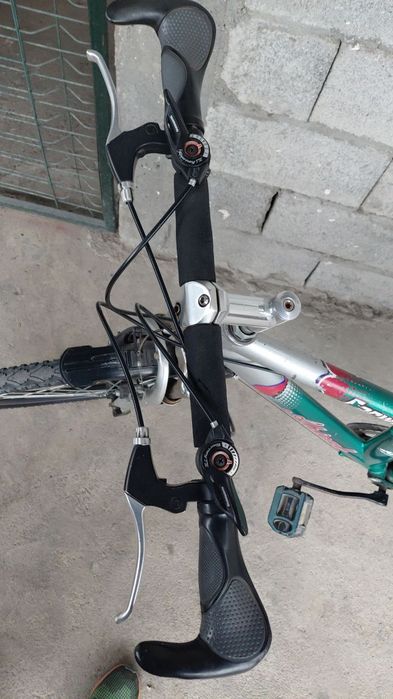 Spartivniy Derskiy Ulichniy Velik